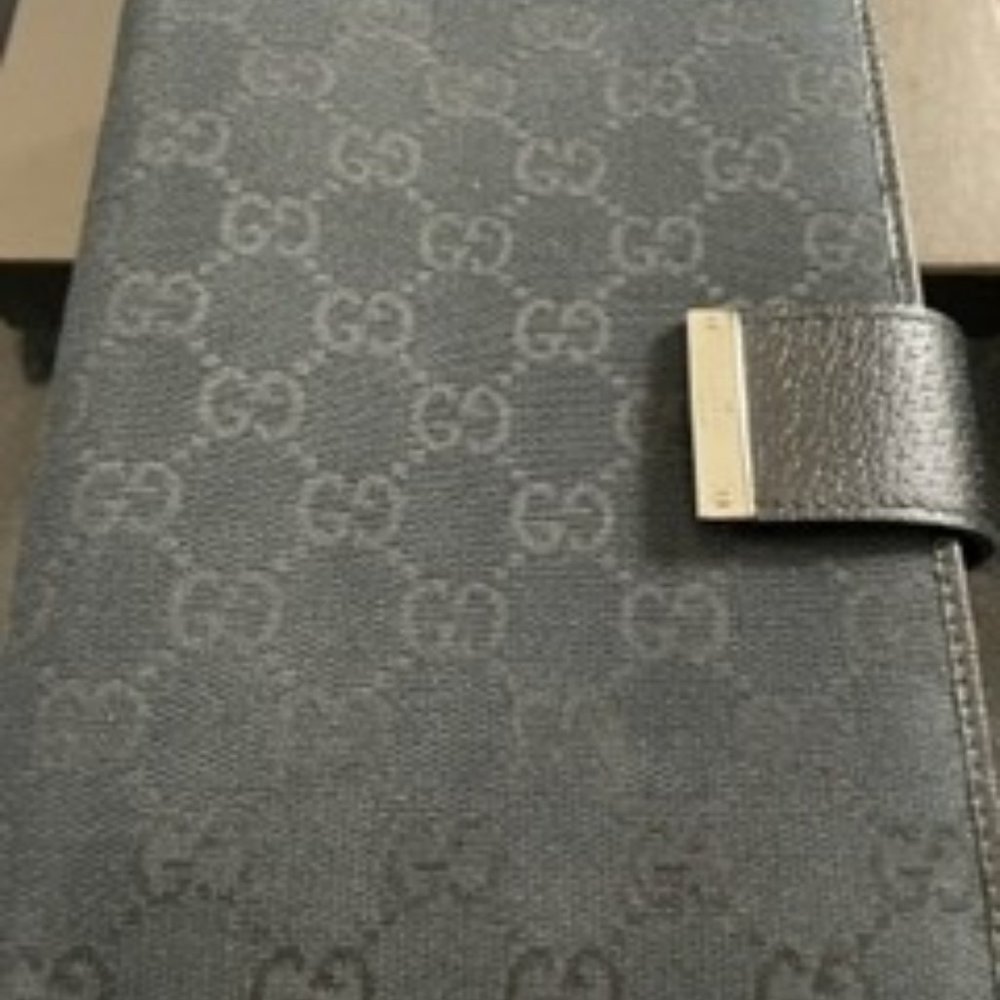 Authentic Vintage Gucci Agenda Daytimer